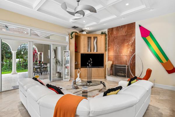Pine Tree Golf Club, 4304 Saint Andrews Dr, Boynton Beach, Florida 33436, image 3