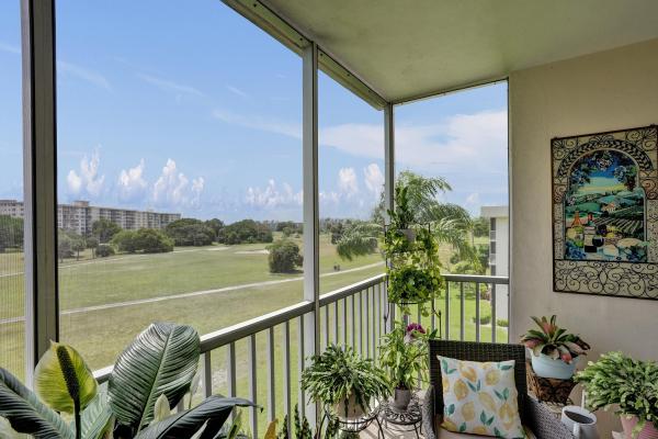 Palm-Aire Country Club 1, 2850 N Palm Aire Dr #401, Pompano Beach, Florida 33069, image 2