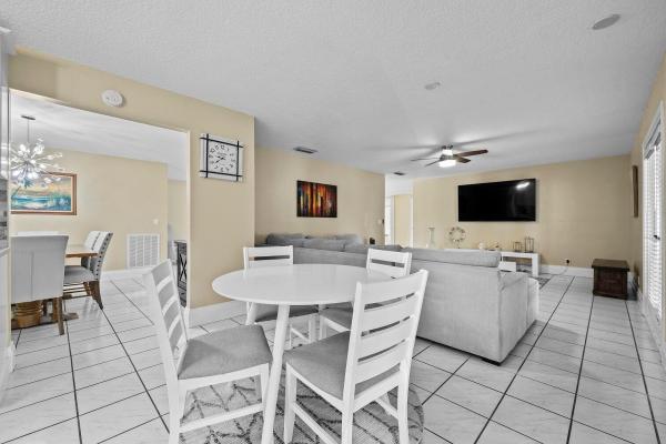 Greenview Shores 1 Of Wellington, 13724 Lilac Pl, Wellington, Florida 33414, image 2