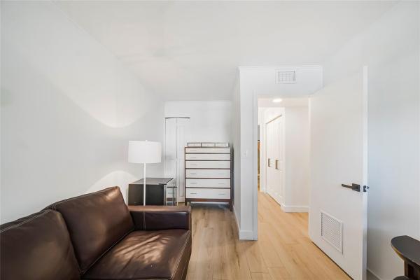 620 Tennis Club Dr #111, Wilton Manors, Florida 33311, image 1