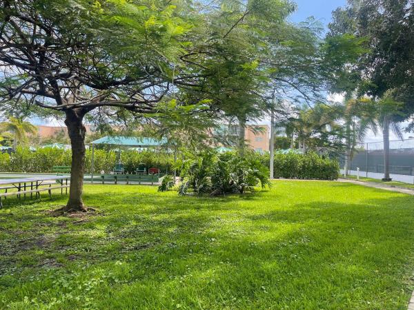 Village Royale Evergreen, 2615 NE 1st Ct #411, Boynton Beach, Florida 33435, image 1