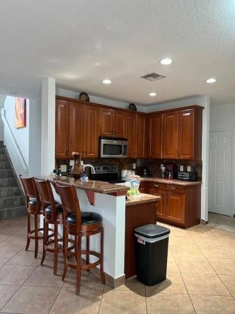 Morningside Palm Breezes Club, 144 Blue Grotto Dr, Fort Pierce, Florida 34945, image 2