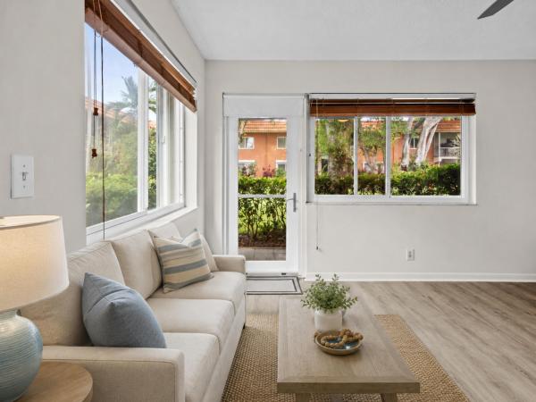 Manor Grove Village, 1920 NE 1st Ter #118H, Wilton Manors, Florida 33305, image 2