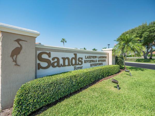 3206 S Lakeview Cir #1206, Fort Pierce, Florida 34949, image 2