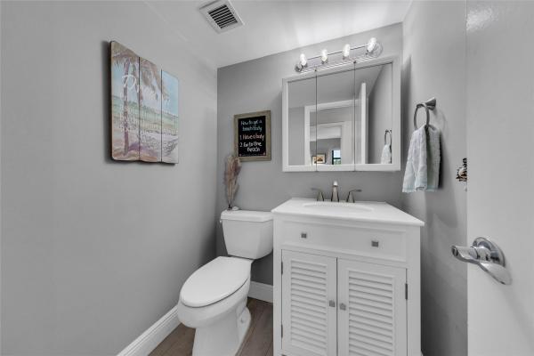 River Reach, 900 River Reach Dr #518, Fort Lauderdale, Florida 33315, image 1