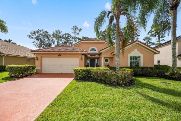 Hidden Creek At Binks Forest, 15802 Glen Willow Ln, Wellington, Florida 33414, image 1