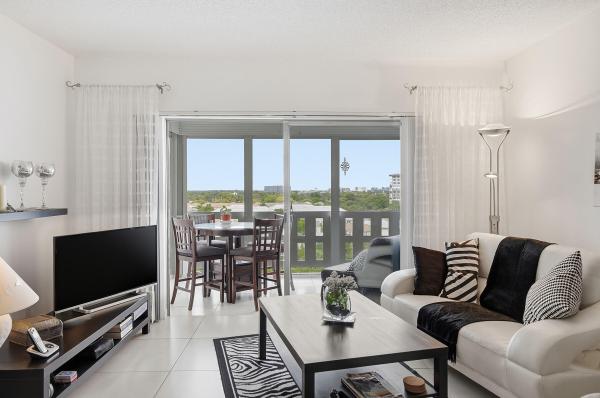 Hillcrest, 4330 Hillcrest Dr #804, Hollywood, Florida 33021, image 1