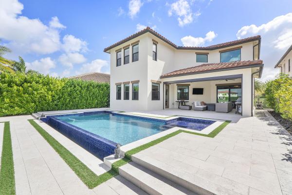 Parkland Bay, 8775 E Baypoint Cir, Parkland, Florida 33076, image 1