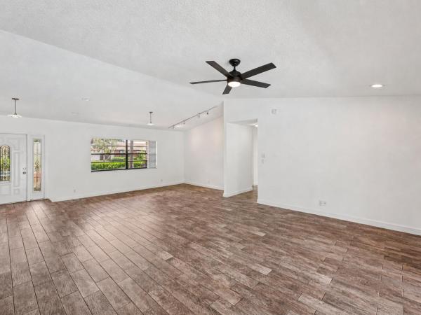 Pheasant Walk, 17679 Woodview Ter, Boca Raton, Florida 33487, image 3