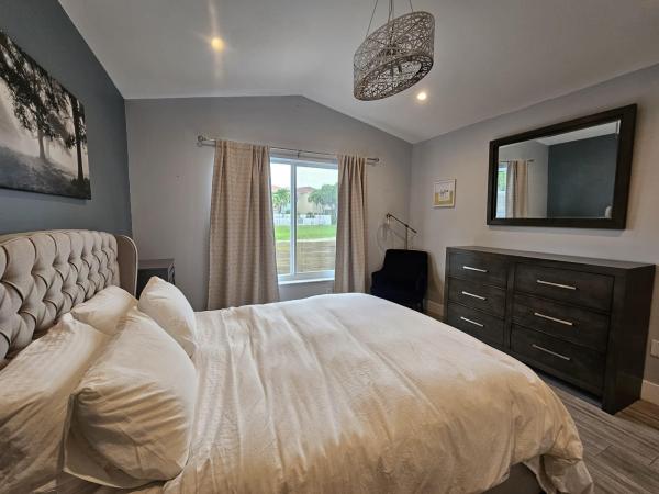 16218 SW 100th Ter, Unincorporated Dade County, Florida 33196, image 1