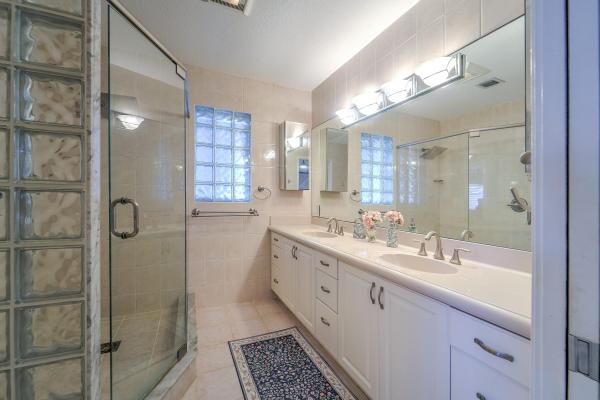 Garden Isles, 270 SE 3rd Ave, Pompano Beach, Florida 33060, image 3