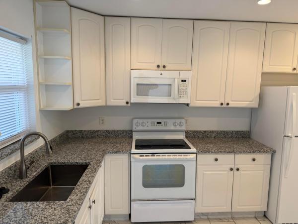 Fernley 3 At Cresthaven Townhomes, 5780 W Fernley Dr Dr #103, West Palm Beach, Florida 33415, image 3