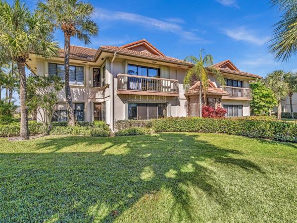 Dunbar Woods, 1109 Duncan Cir #202, Palm Beach Gardens, Florida 33418, image 3
