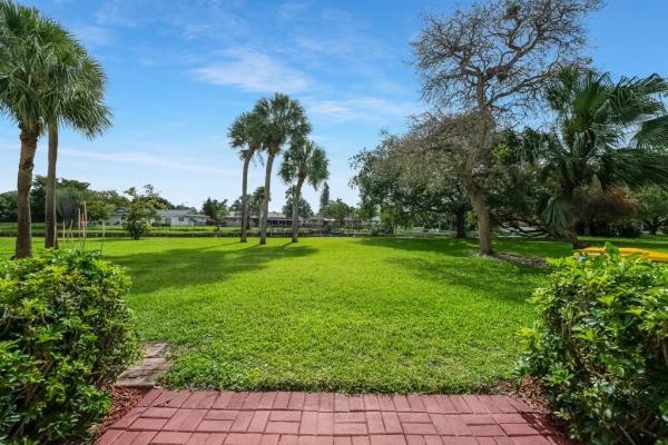 Sanibel, 7928 Sanibel Dr, Tamarac, Florida 33321, image 3
