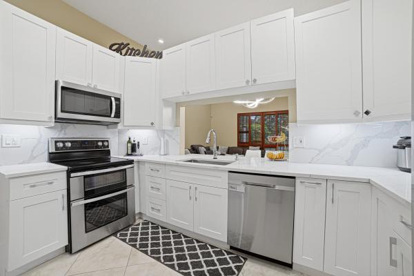 Fox Hollow, 7625 Forest Green Ln, Boynton Beach, Florida 33436, image 1