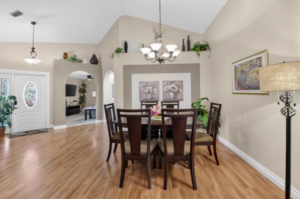 Lexington Lakes, 10387 Lexington Cir S, Boynton Beach, Florida 33436, image 2