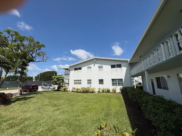 Upminster, 41 Upminster B #B, Deerfield Beach, Florida 33442, image 2