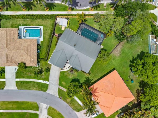 Farmington Of Greenview Shores 2, 1540 Farmington Ct, Wellington, Florida 33414, image 2
