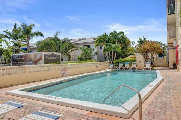Victoria Park Tower, 900 NE 18th Ave #1004, Fort Lauderdale, Florida 33304, image 3