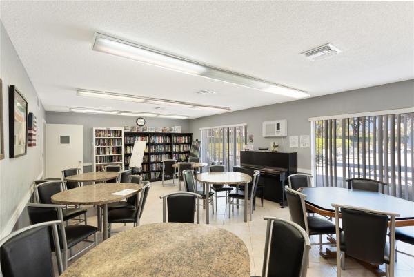 Oriole Gardens 3, 7290 NW 1st St #205, Margate, Florida 33063, image 1