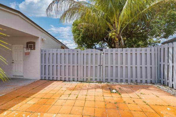 Collier Manor, 3361 NE 13th Ter, Pompano Beach, Florida 33064, image 1
