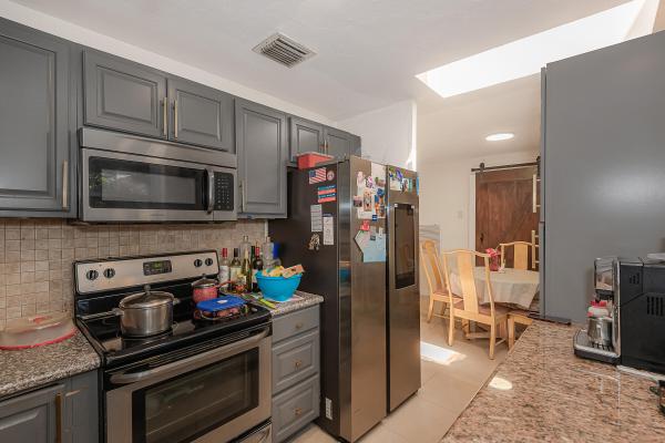 Collier Estates, 710 NE 58th Ct, Oakland Park, Florida 33334, image 2