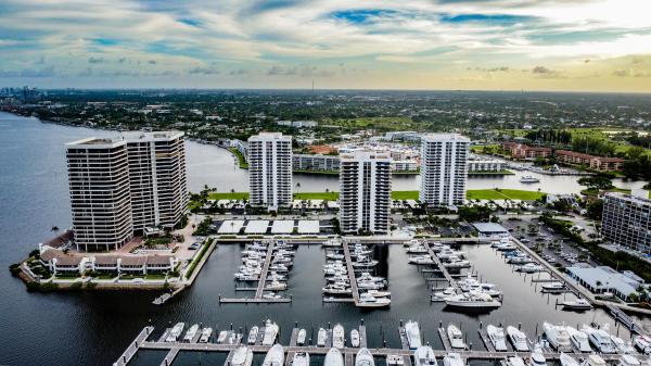 Lake Point Tower, 100 Lakeshore Dr #754, North Palm Beach, Florida 33408, image 1