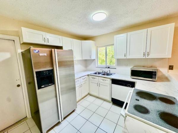 Washington Park, 2810 NW 8th Ct, Fort Lauderdale, Florida 33311, image 3