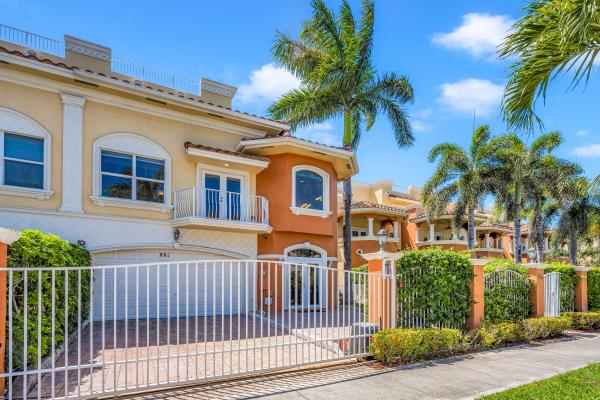 City View At Victoria Park, 903 NE 17th Way #104, Fort Lauderdale, Florida 33304, image 1