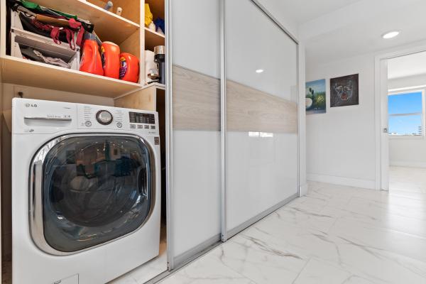 121 Golden, 121 Golden Isles Dr #PH-1, Hallandale Beach, Florida 33009, image 1