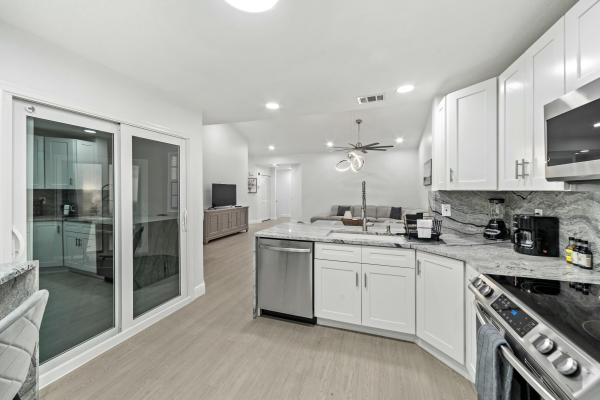 Plum At Boca Pointe, 6553 Via Regina, Boca Raton, Florida 33433, image 2