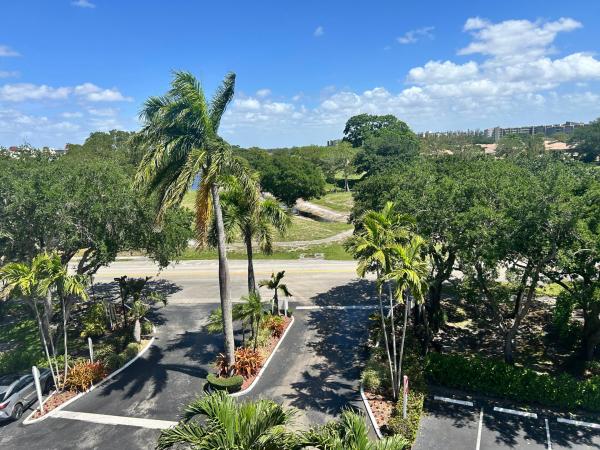 Lakes Of Environ, 3521 Environ Blvd #B503, Lauderhill, Florida 33319, image 2