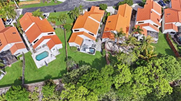 La Cristal At Crystal Pointe, 2596 La Cristal Cir, Palm Beach Gardens, Florida 33410, image 1