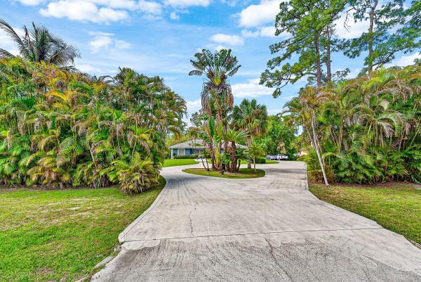The Acreage, 16398 Temple Blvd, Loxahatchee, Florida 33470, image 2