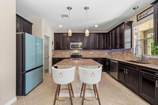 Oakmont Estates, 10652 Ivanhoe Ln, Wellington, Florida 33414, image 1