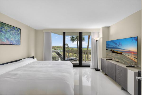 Tiara, 3000 N Ocean Dr #2F, Riviera Beach, Florida 33404, image 2