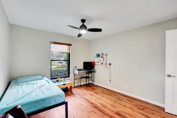 Oakwood, 197 NW 104th Ave, Coral Springs, Florida 33071, image 3