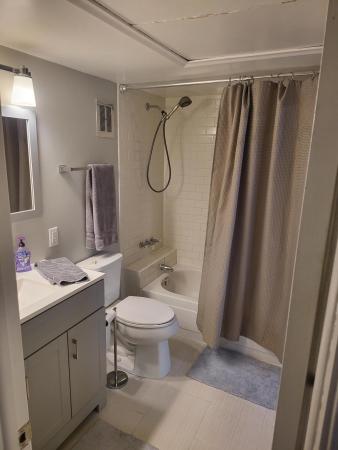 Manor Grove Village, 32 NE 20th Ct #4B, Wilton Manors, Florida 33305, image 1