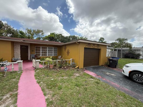 Oakland Estates, 4700 NW 42nd St, Lauderdale Lakes, Florida 33319, image 1