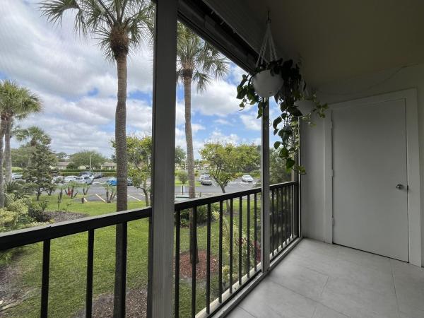 Seagrape At Las Verdes, 5160 Las Verdes Cir #222, Delray Beach, Florida 33484, image 2