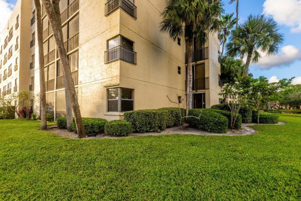 Tradewinds, 3000 NW 42nd Ave #B101, Coconut Creek, Florida 33066, image 1