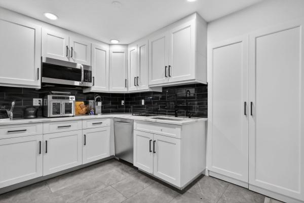 Riviera Beach No HOA, 1691 W 26th Ct, Riviera Beach, Florida 33404, image 1