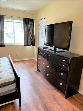 Pine Ridge South 4, 441 Pine Glen Ln #D-2, Greenacres, Florida 33463, image 2