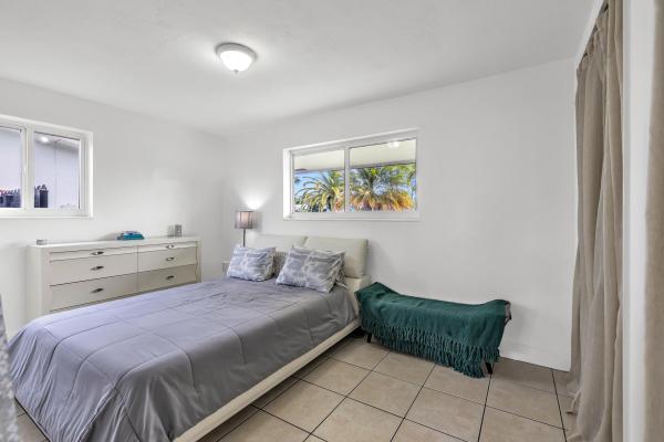 Boulevard Heights, 8781 NW 15th St, Pembroke Pines, Florida 33024, image 1