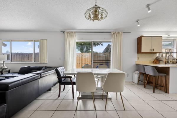 Maplecrest, 102 Maplecrest Cir, Jupiter, Florida 33458, image 2