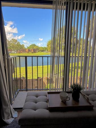 Village Of Sandalwood Lakes, 812 8th Way, West Palm Beach, Florida 33407, image 1