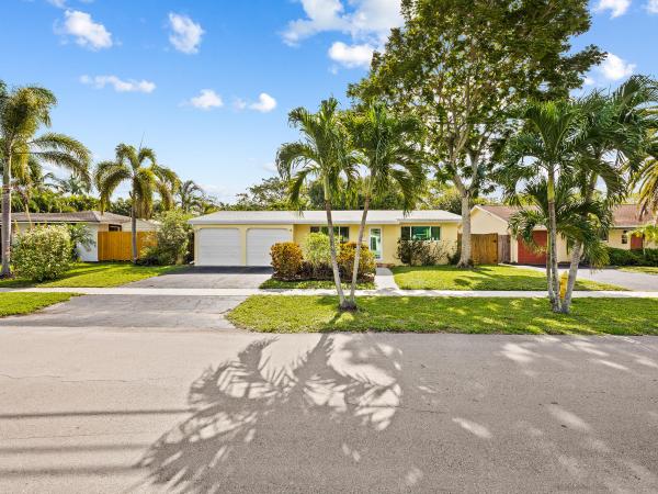 Plantation Isles, 1320 SW 55th Ave, Plantation, Florida 33317, image 3