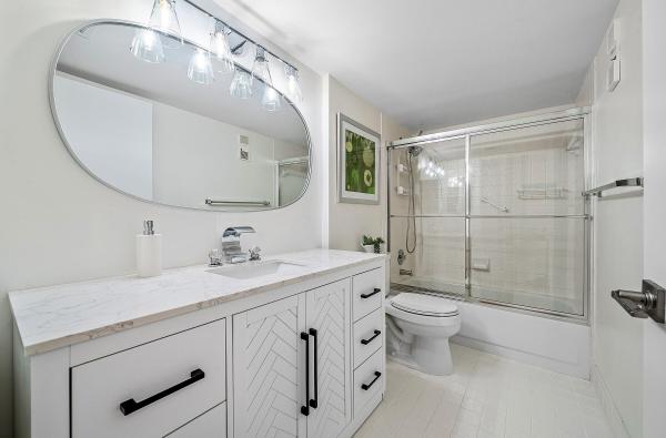 Huntington Pointe, 6065 Pointe Regal Cir #405, Delray Beach, Florida 33484, image 3