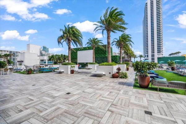 Hyde Beach House, 4010 S Ocean Dr #R1102, Hallandale Beach, Florida 33019, image 1