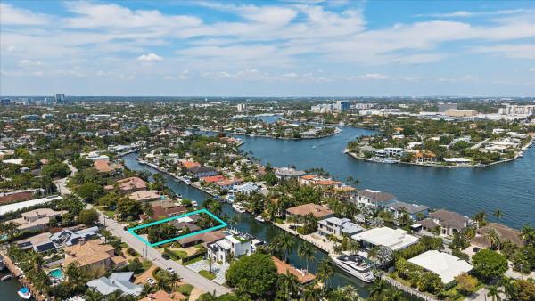 Barcelona Isle, 2525 Barcelona Dr, Fort Lauderdale, Florida 33301, image 2